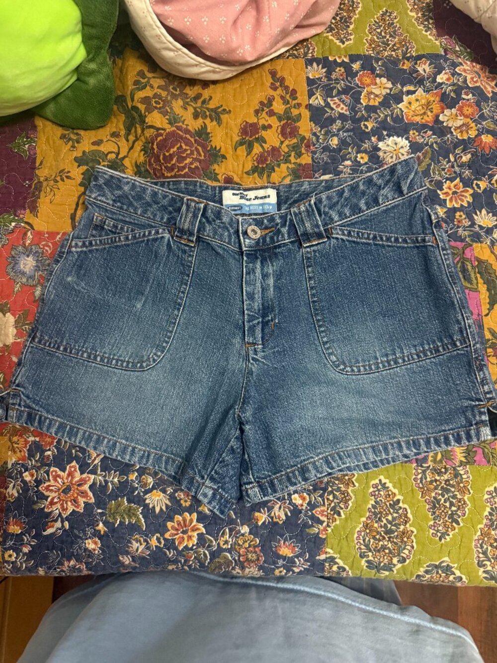 Vintage Old Navy Blue Jeans Denim Shorts Women’s Medium Wash Low Rise Y2K